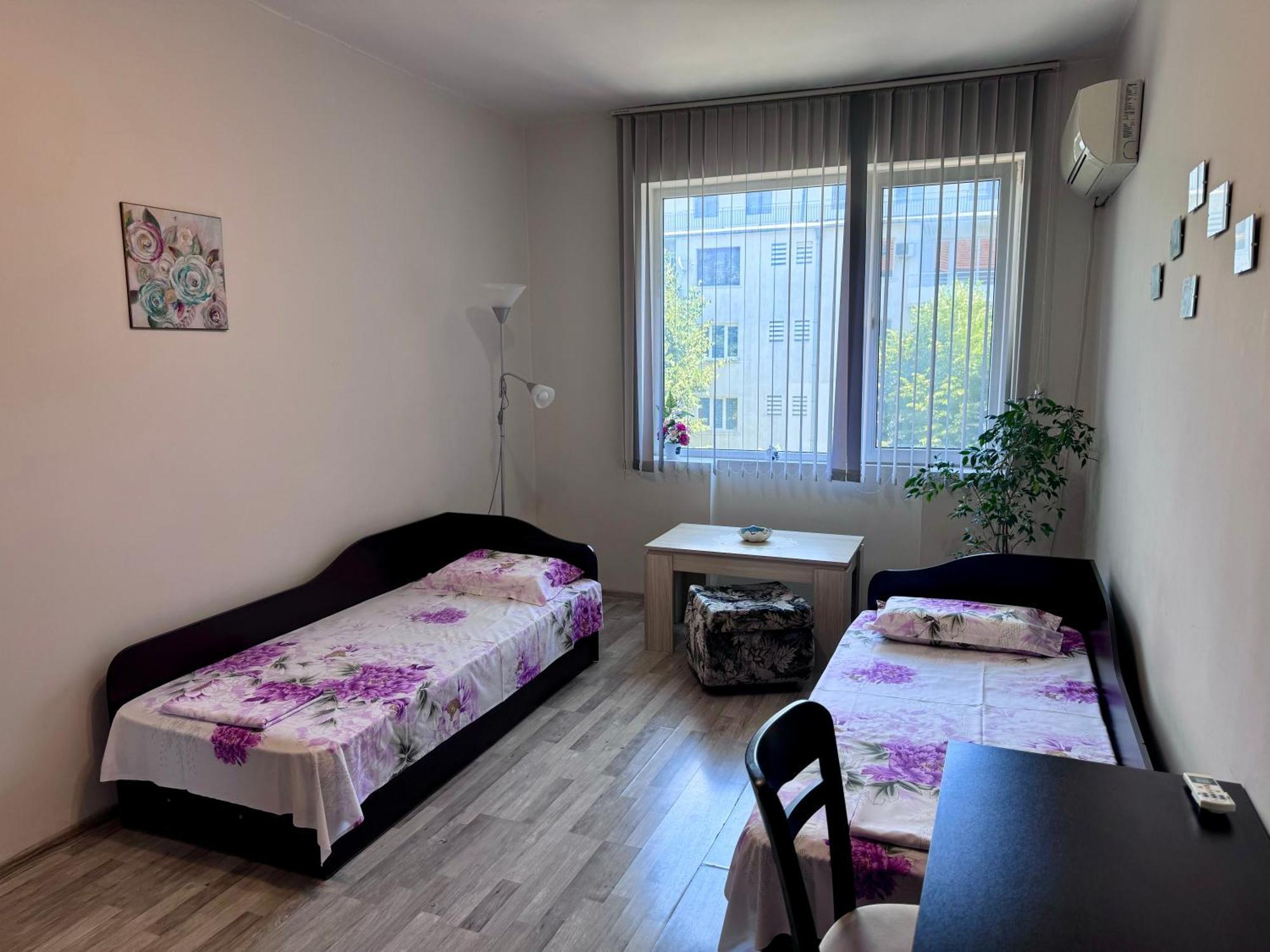 Apartment Andrea Warna Zewnętrze zdjęcie